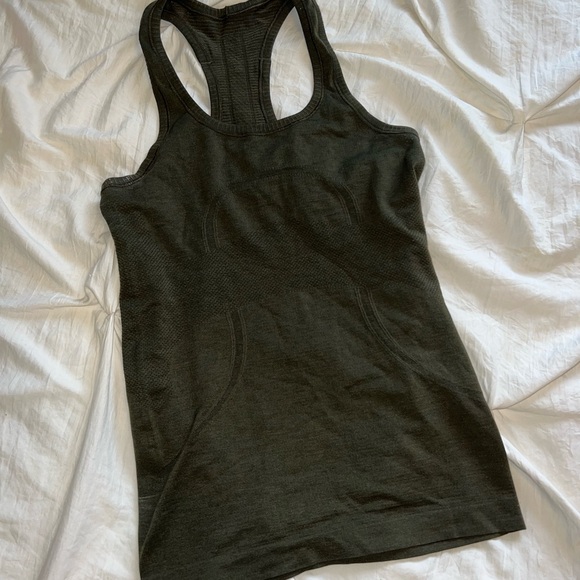 Lululemon Swiftly Tech Racerback - Picture 1 of 2
